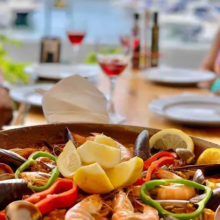 Stunning - View, Location, Pool * Адехе