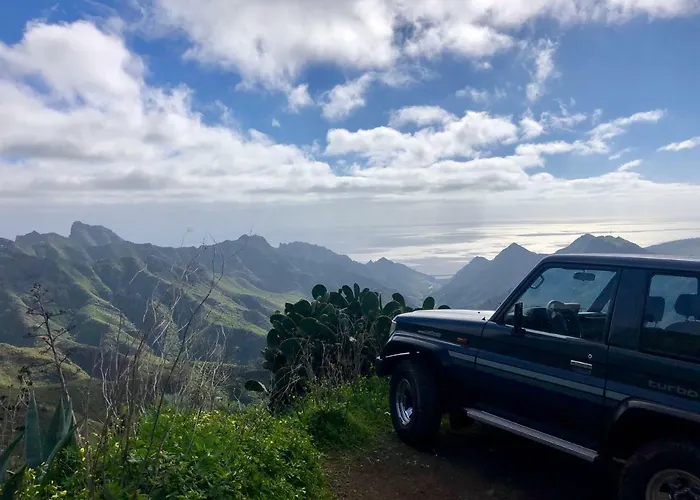 Апартаменти Stunning - View, Location, Pool