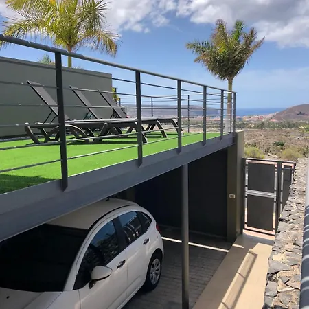 Apartment Stunning - View, Location, Pool *