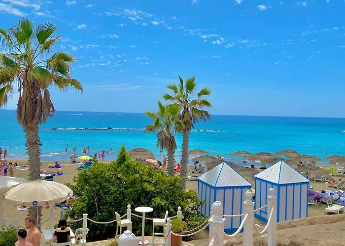 Lejlighed Stunning - View, Location, Pool *